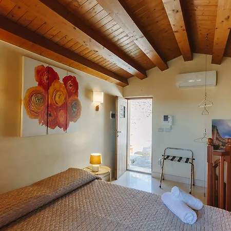 Dimora Archimedea Bed & Breakfast Syracuse Exterior photo