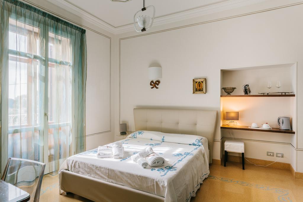 Bed & Breakfast Dimora Archimedea 3*