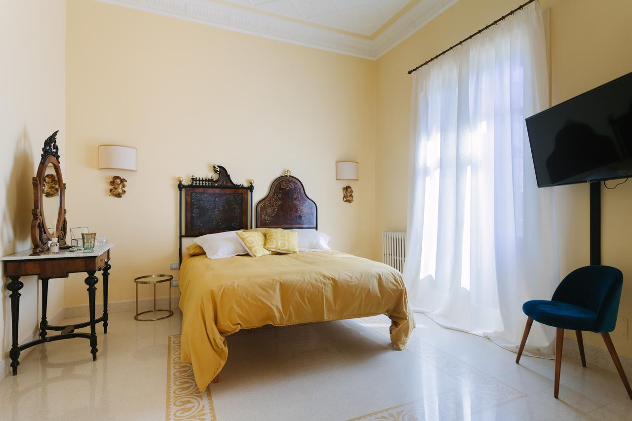 Bed & Breakfast Dimora Archimedea 3*
